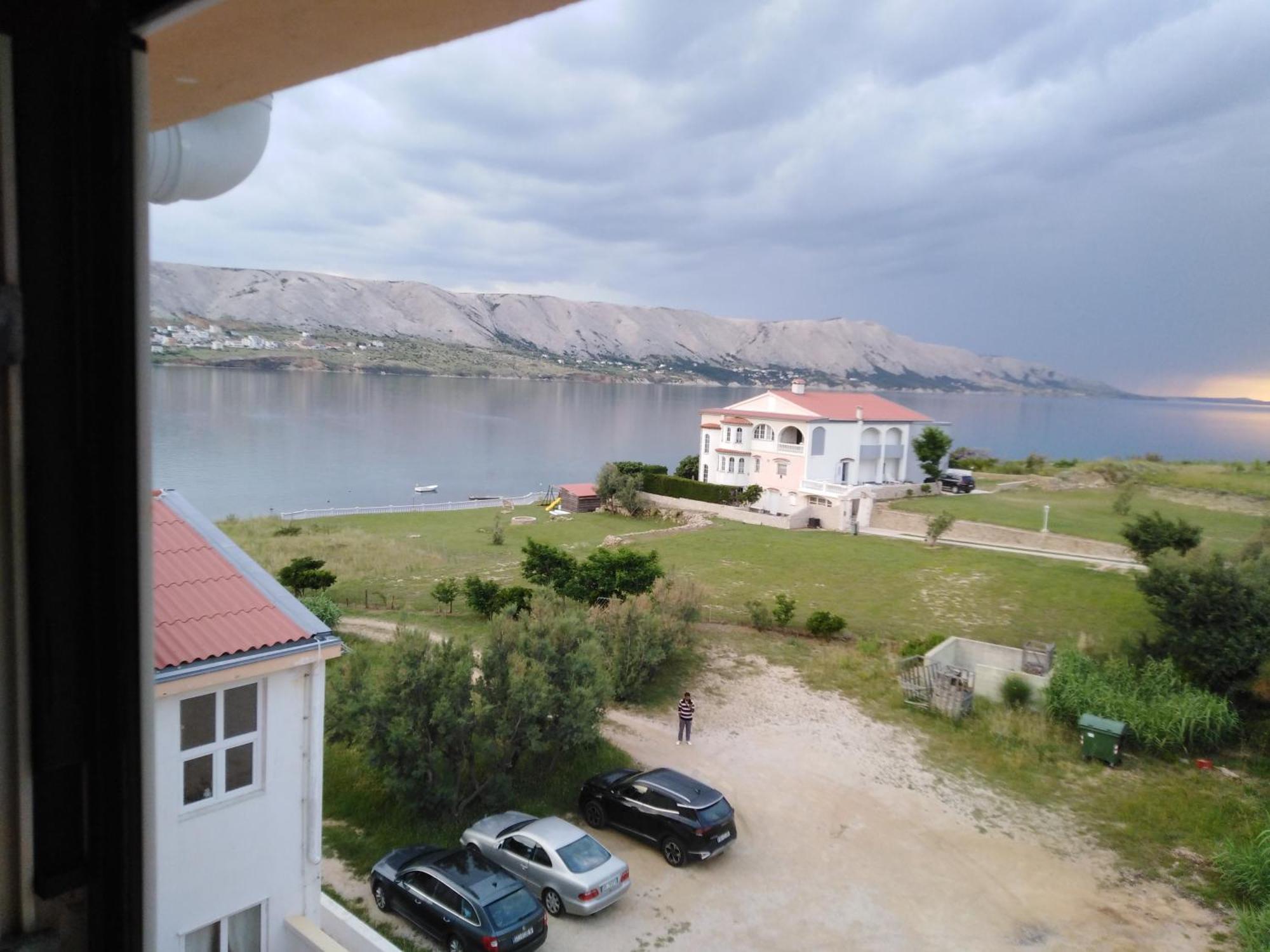 Tonino Apartments Pag Town Zewnętrze zdjęcie